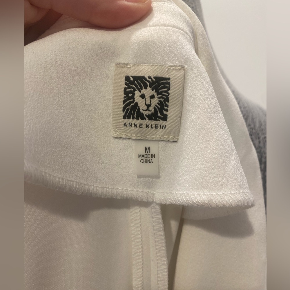 Anne Klein White Crepe Blazer - Picture 3 of 10